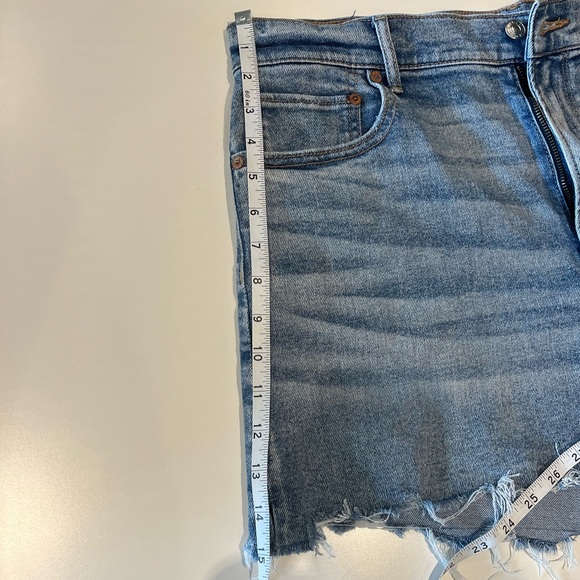 AE High Waist 90s Boyfriend Shorts - Picture 6 of 9
